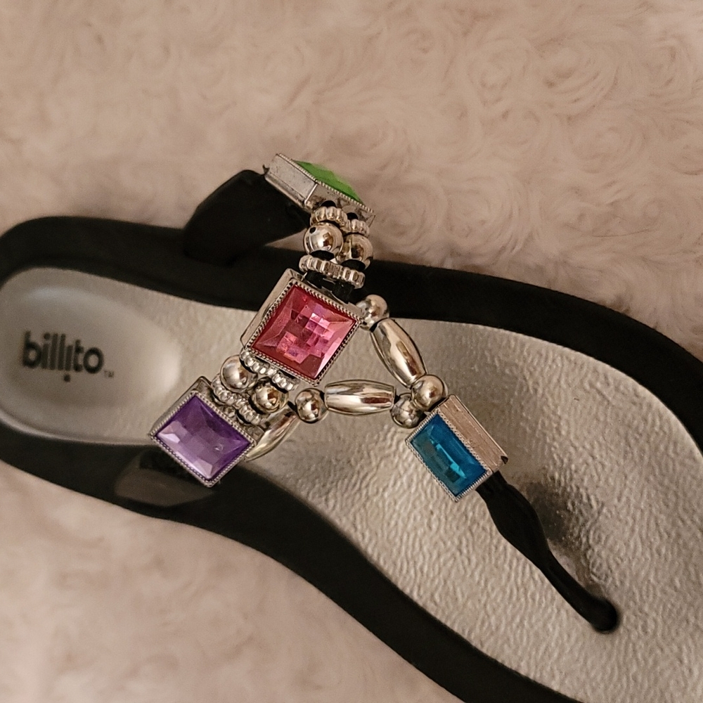 Size 8 Billito jeweled flip flops - Picture 5 of 6